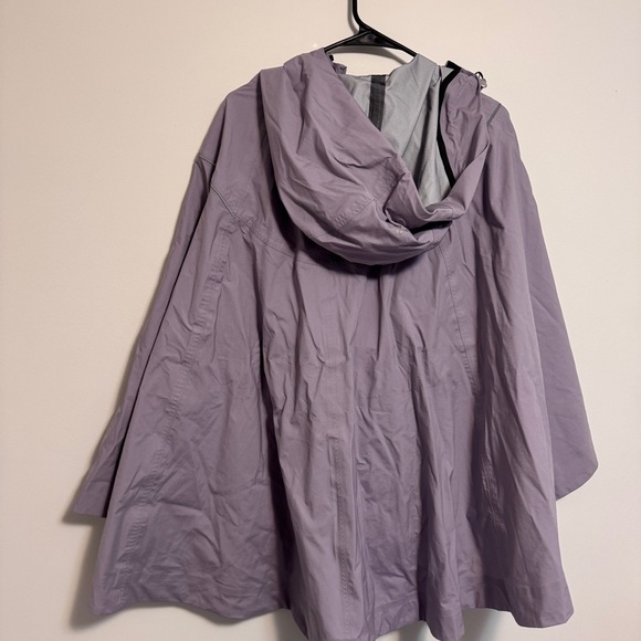 🆕 Lululemon RARE See Me Ride Poncho - Lavender Grey - Picture 8 of 11